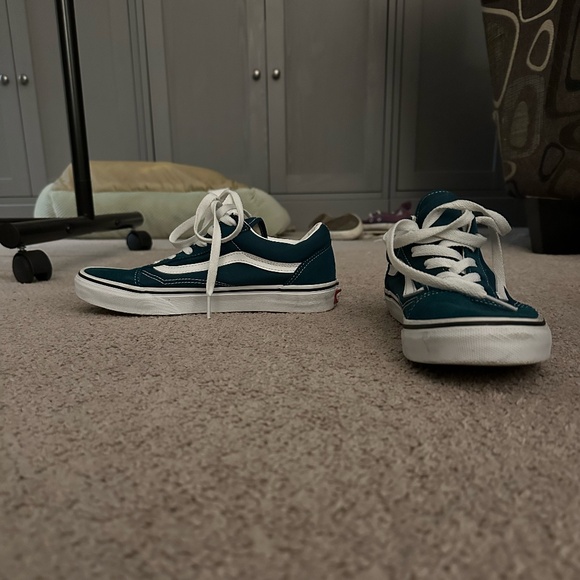 Old Skool Vans - Picture 1 of 3